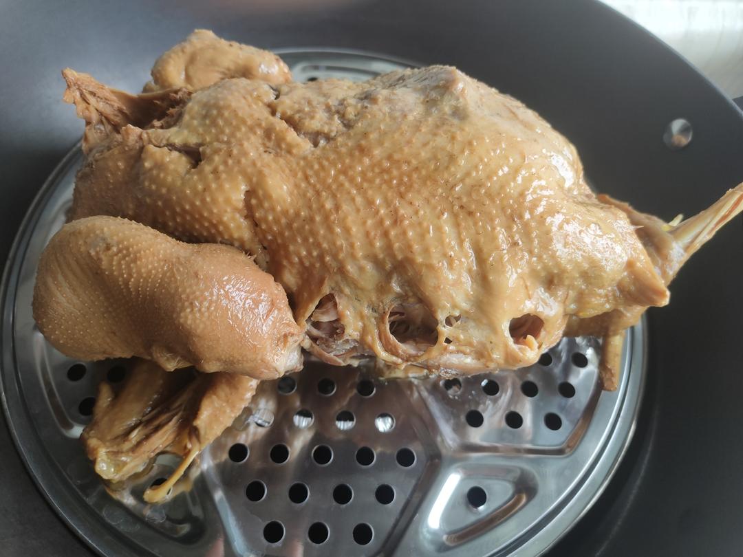 熏鸡一只的做法