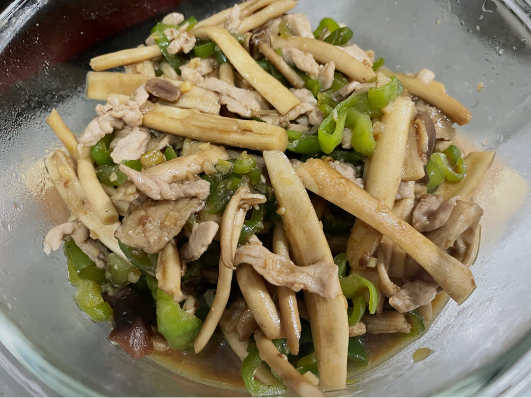 下饭菜~茶树菇炒肉