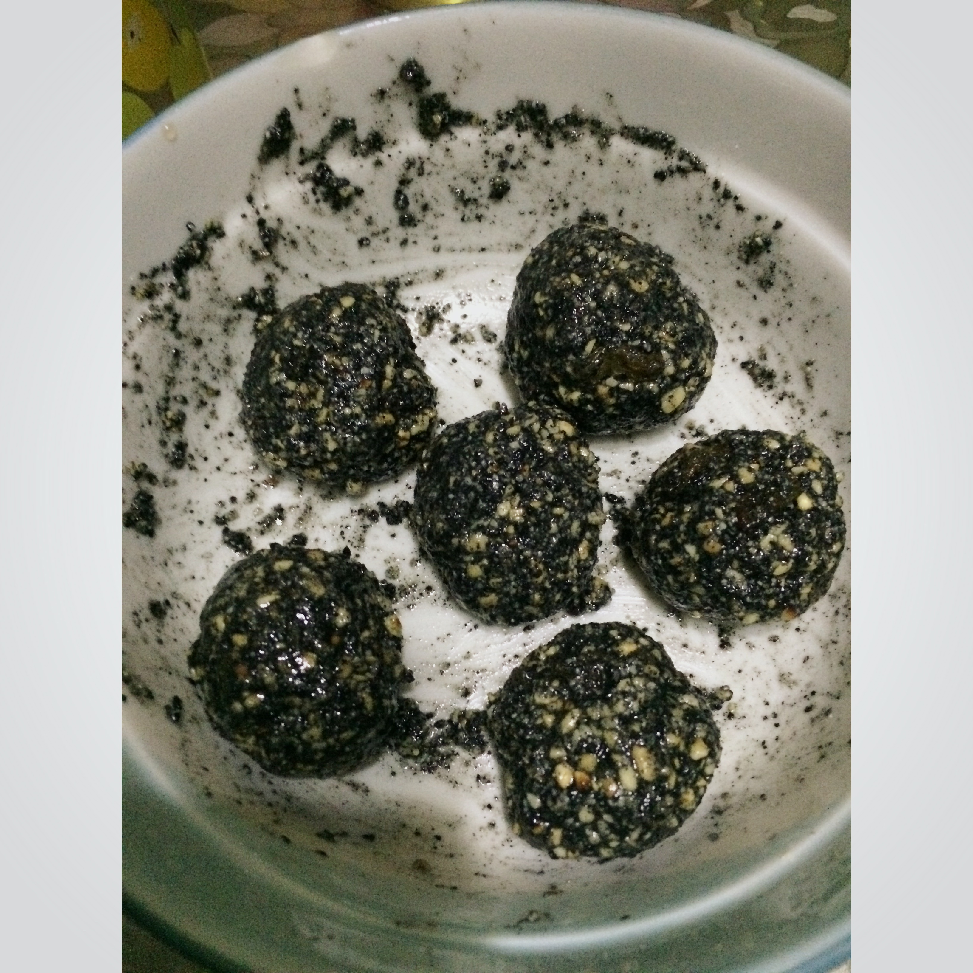 啊小罗做的麻蓉馅儿黑芝麻馅植物油健康简单版面包馅汤圆馅包子馅冰皮