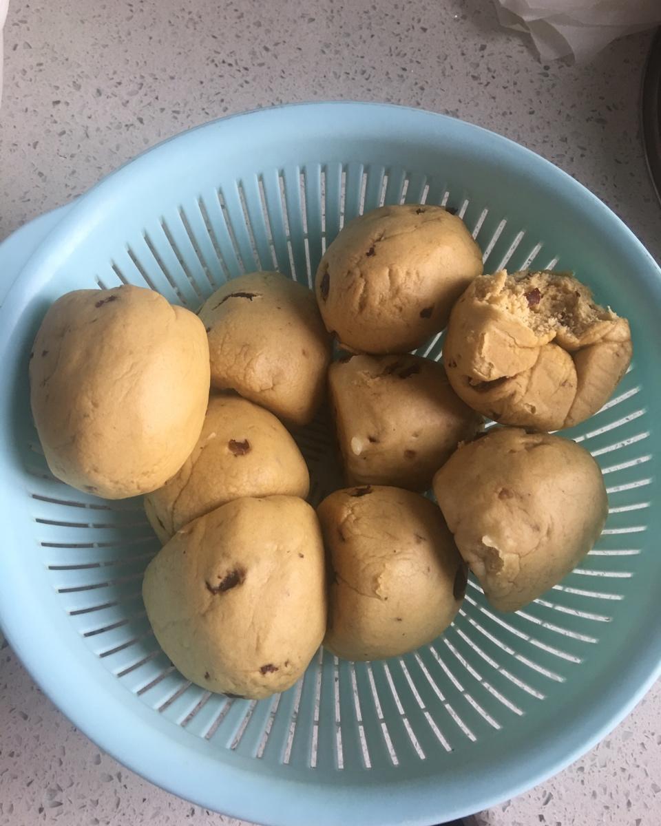 八克做的红枣玉米面窝窝头