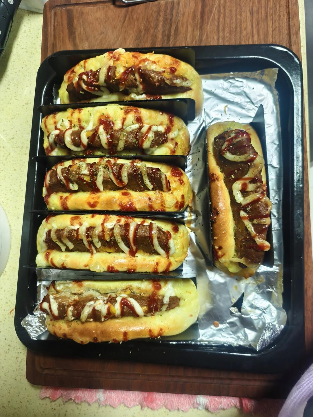 鲜嫩多汁！这个猪扒包好吃哭了，出炉被抢光