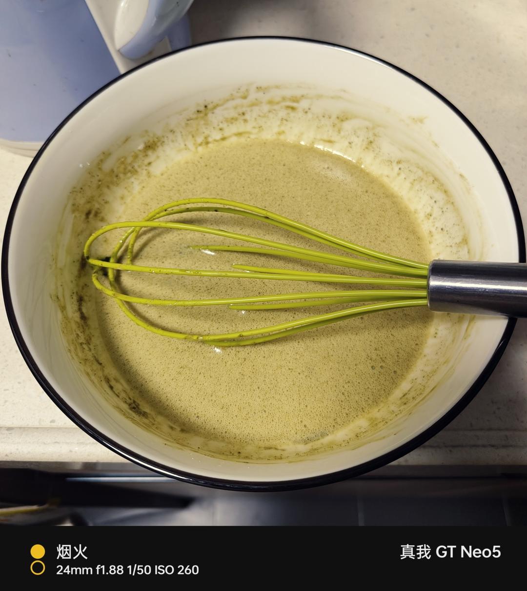 六寸抹茶戚风蛋糕