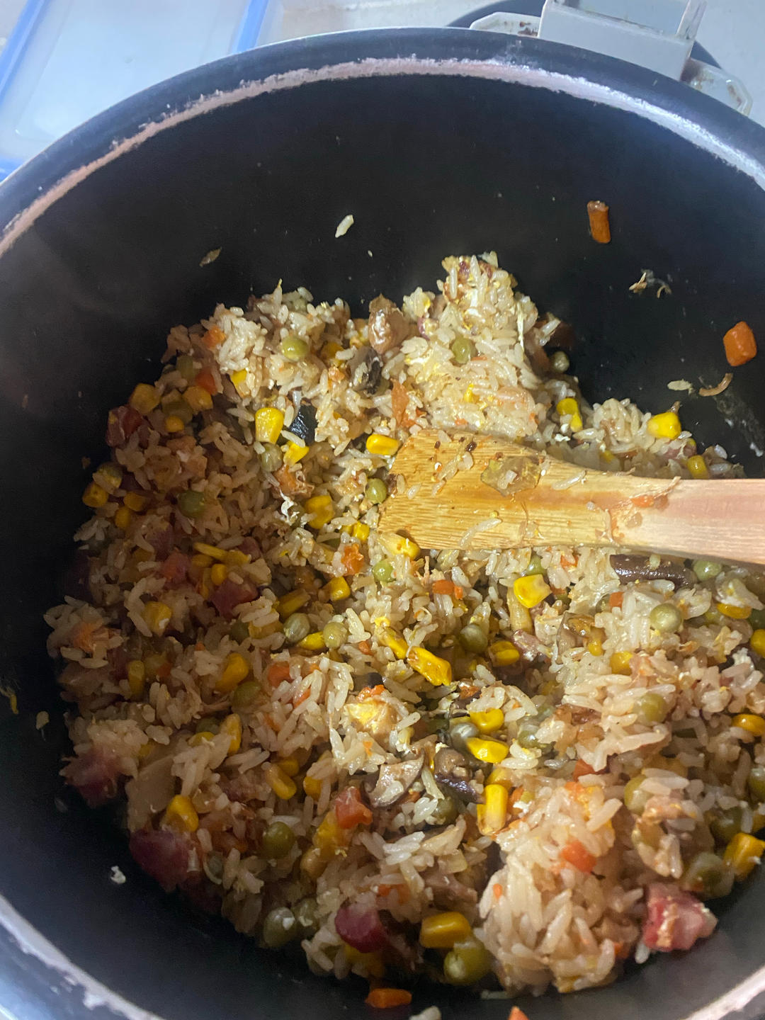 懒人必备～电饭煲腊肠焖饭