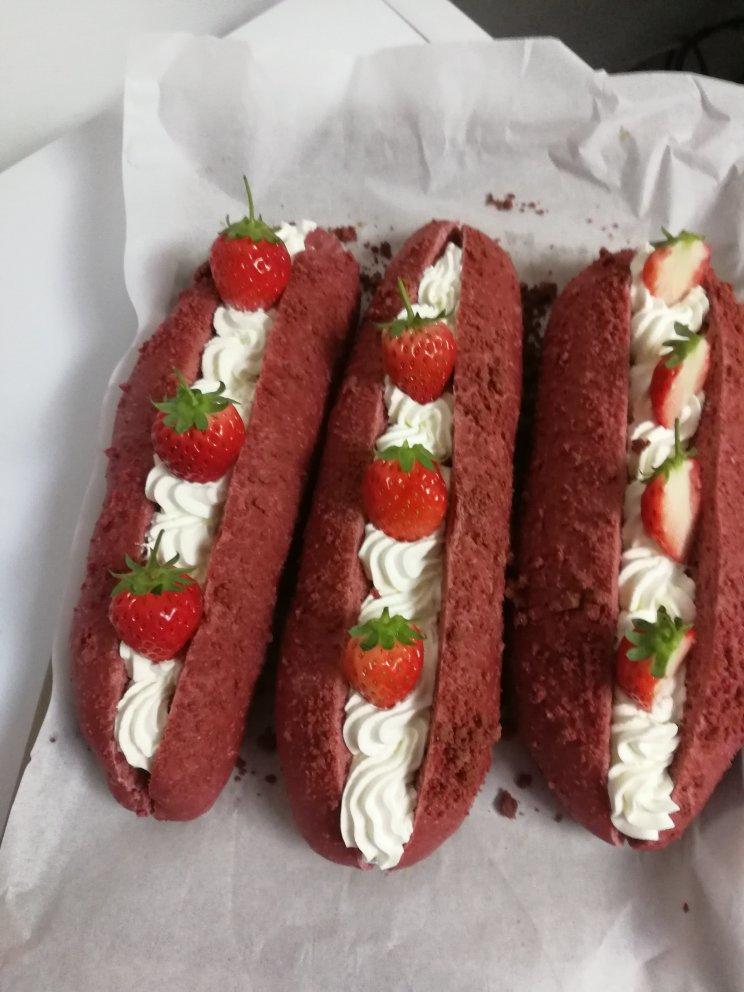 草莓🍓奥利奥魔法棒面包