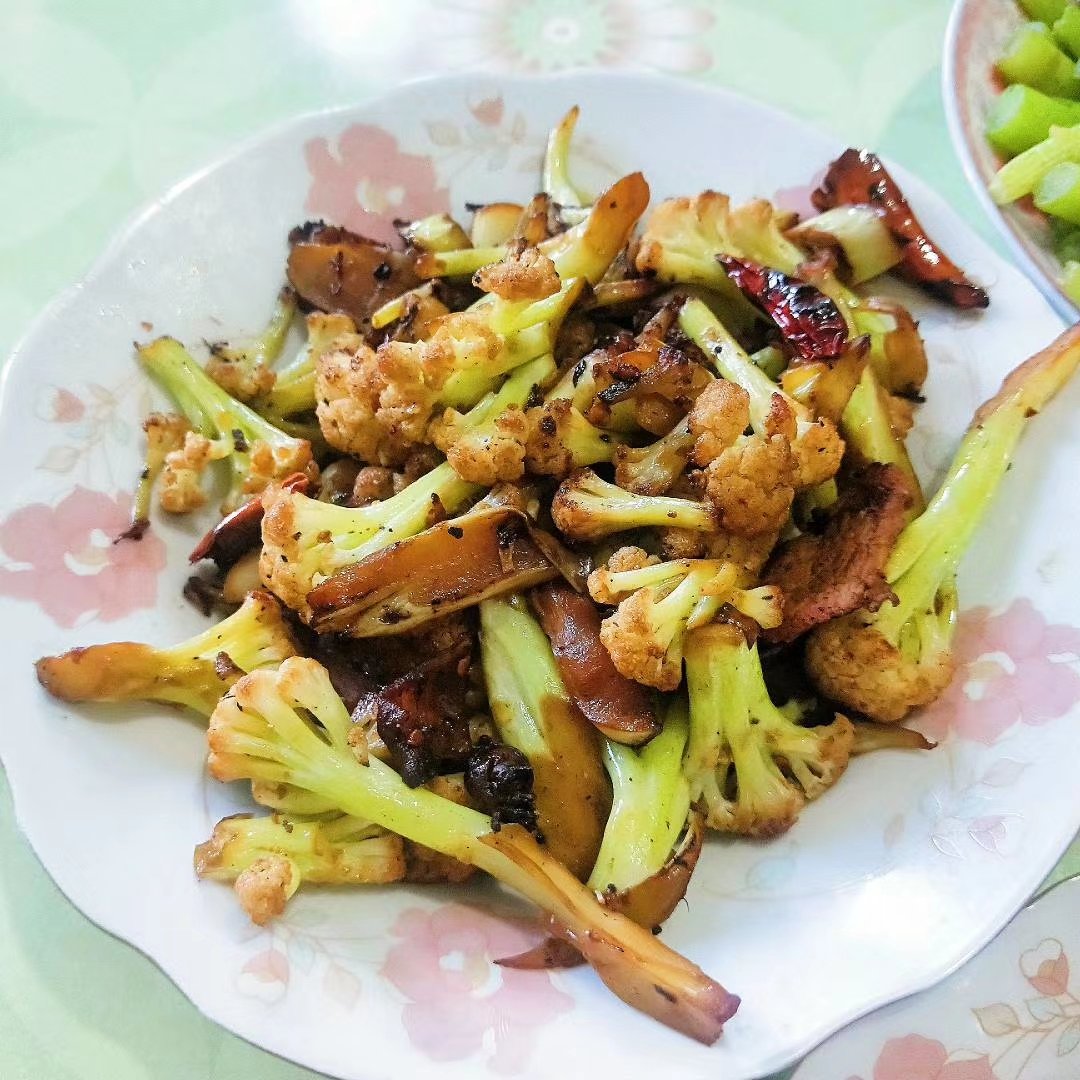 干锅花菜-新手下厨 Fried Chinese Cauliflower