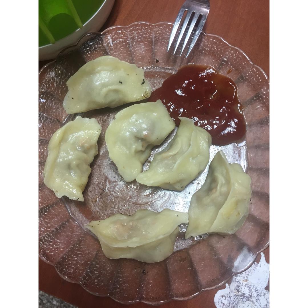 牛肉胡萝卜煎饺