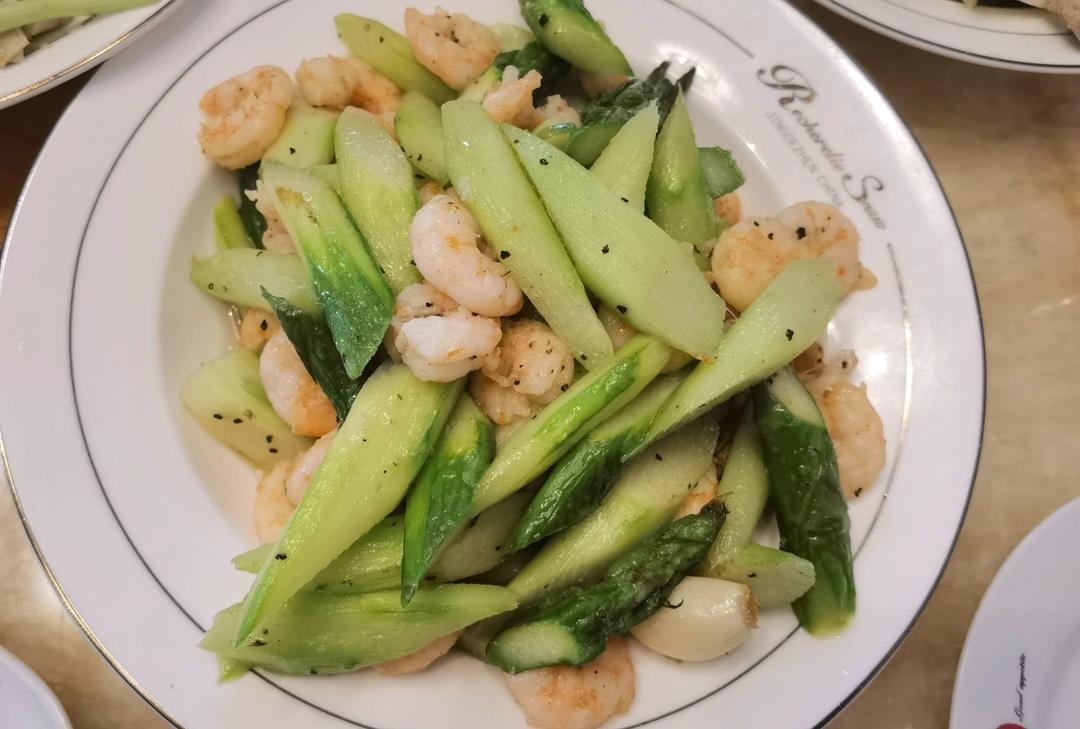 清炒芦笋虾仁