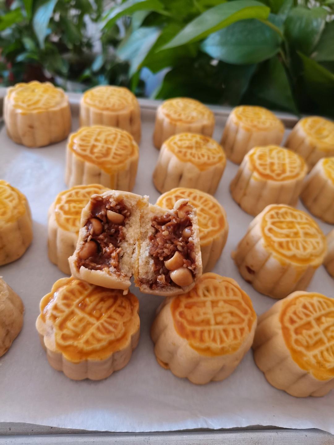 广式纯红枣核桃月饼（自制纯枣泥馅，馅不添加糖）