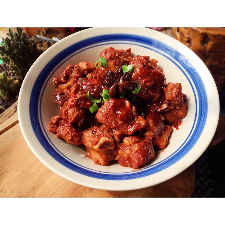 爱我就养胖me做的腐乳烧排骨