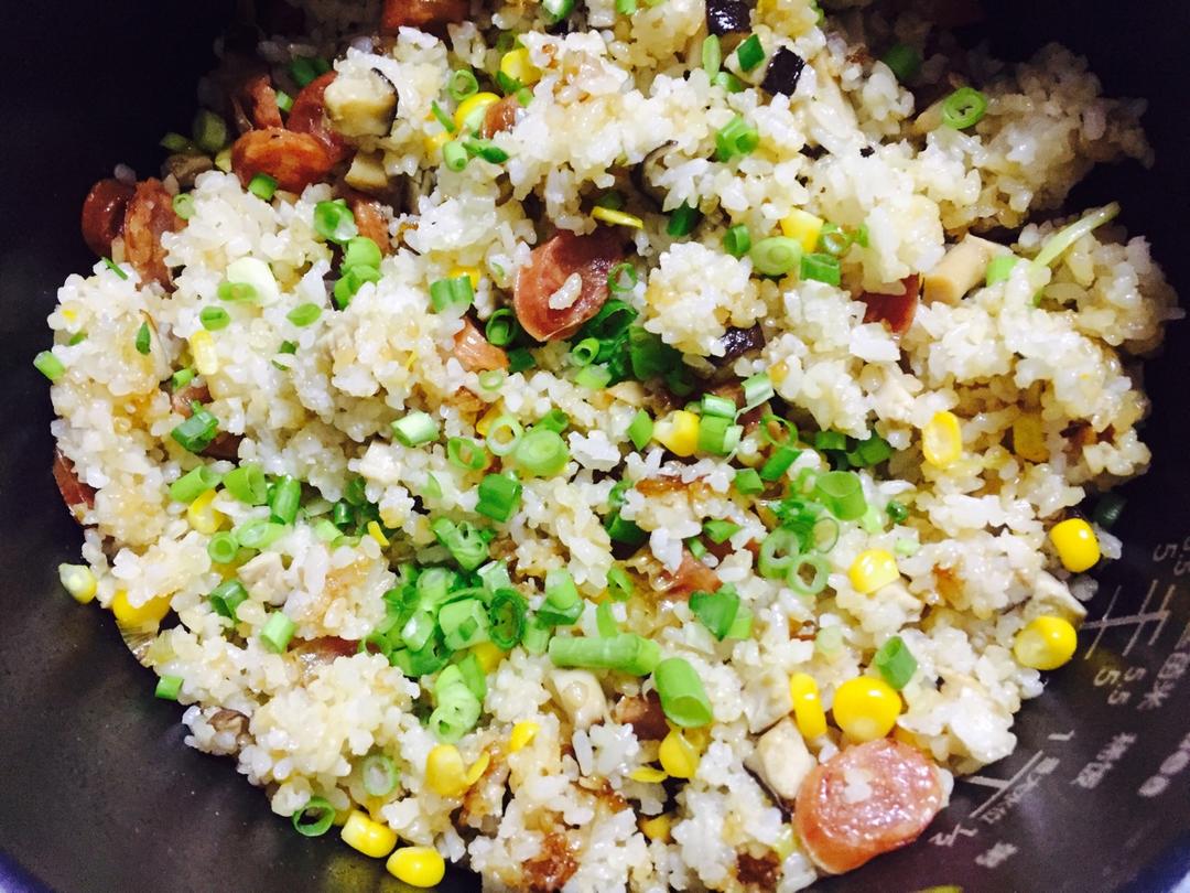 腊味煲仔饭（电饭煲版）