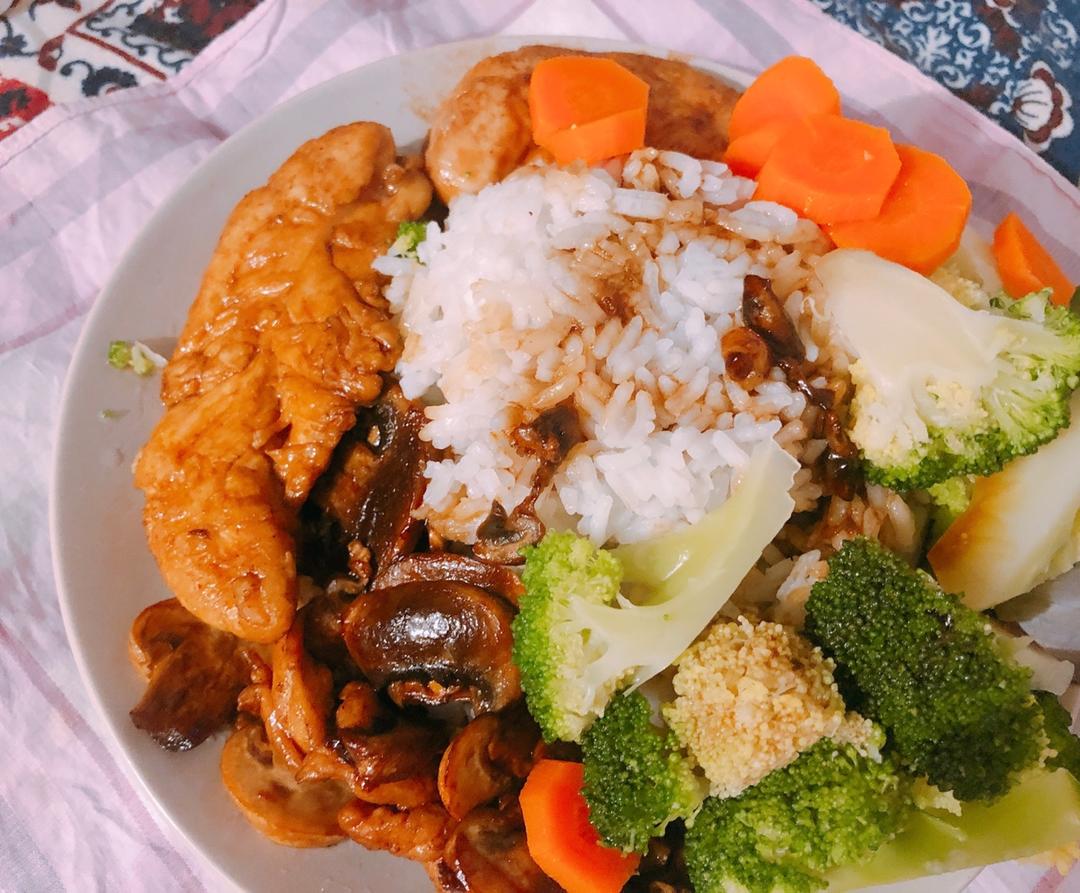 日式照烧鸡排饭