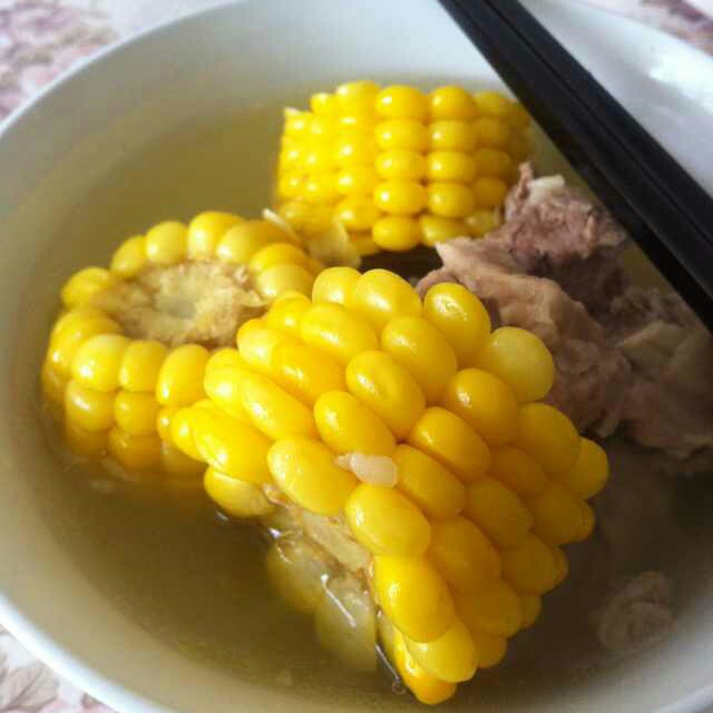 玉米排骨汤