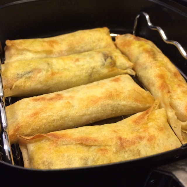 黄芽菜肉丝春卷