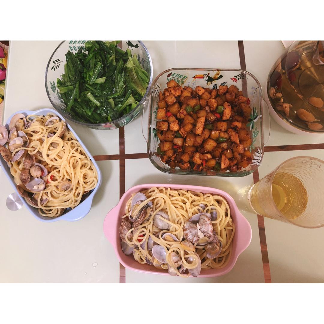 蛤蜊意面Pasta con le vongole[意]