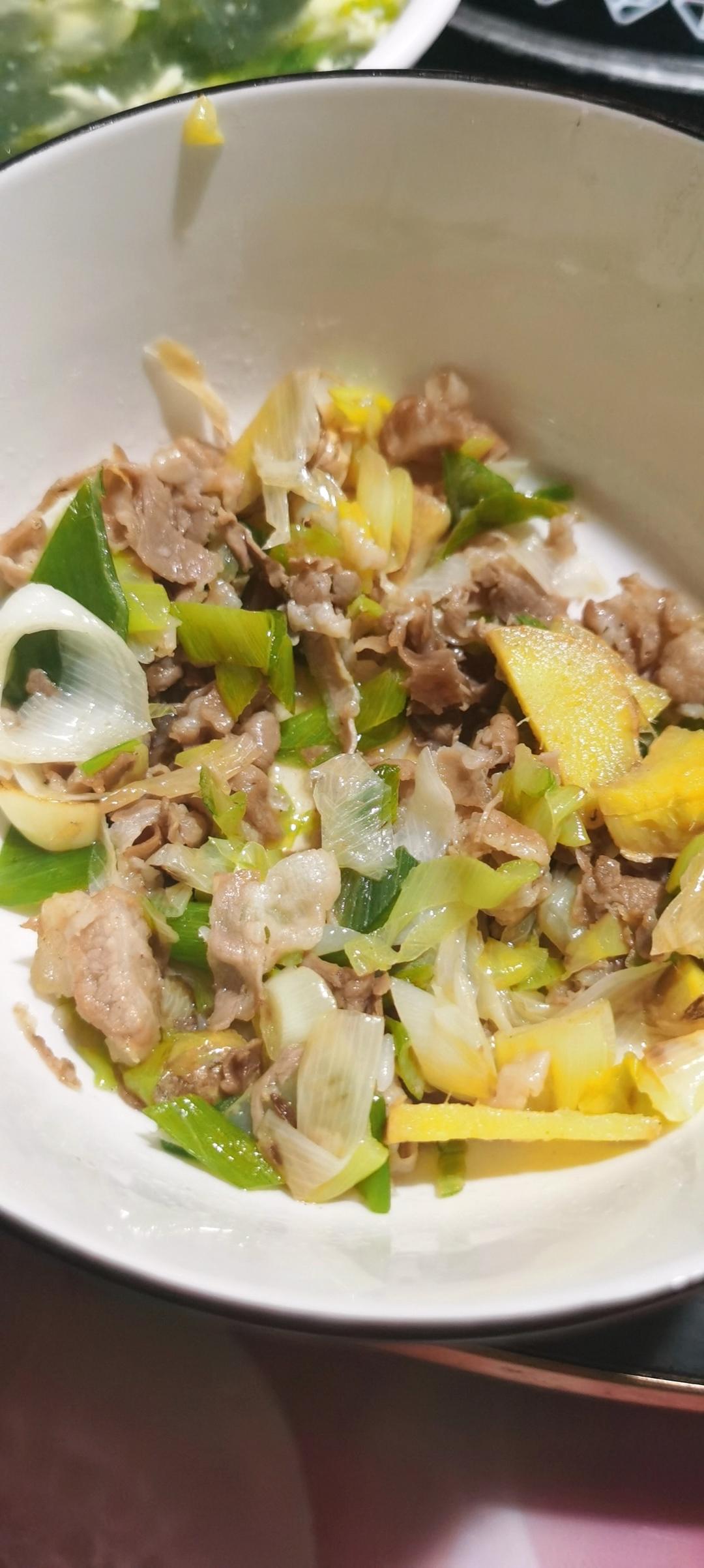 京葱爆炒孜然羊肉