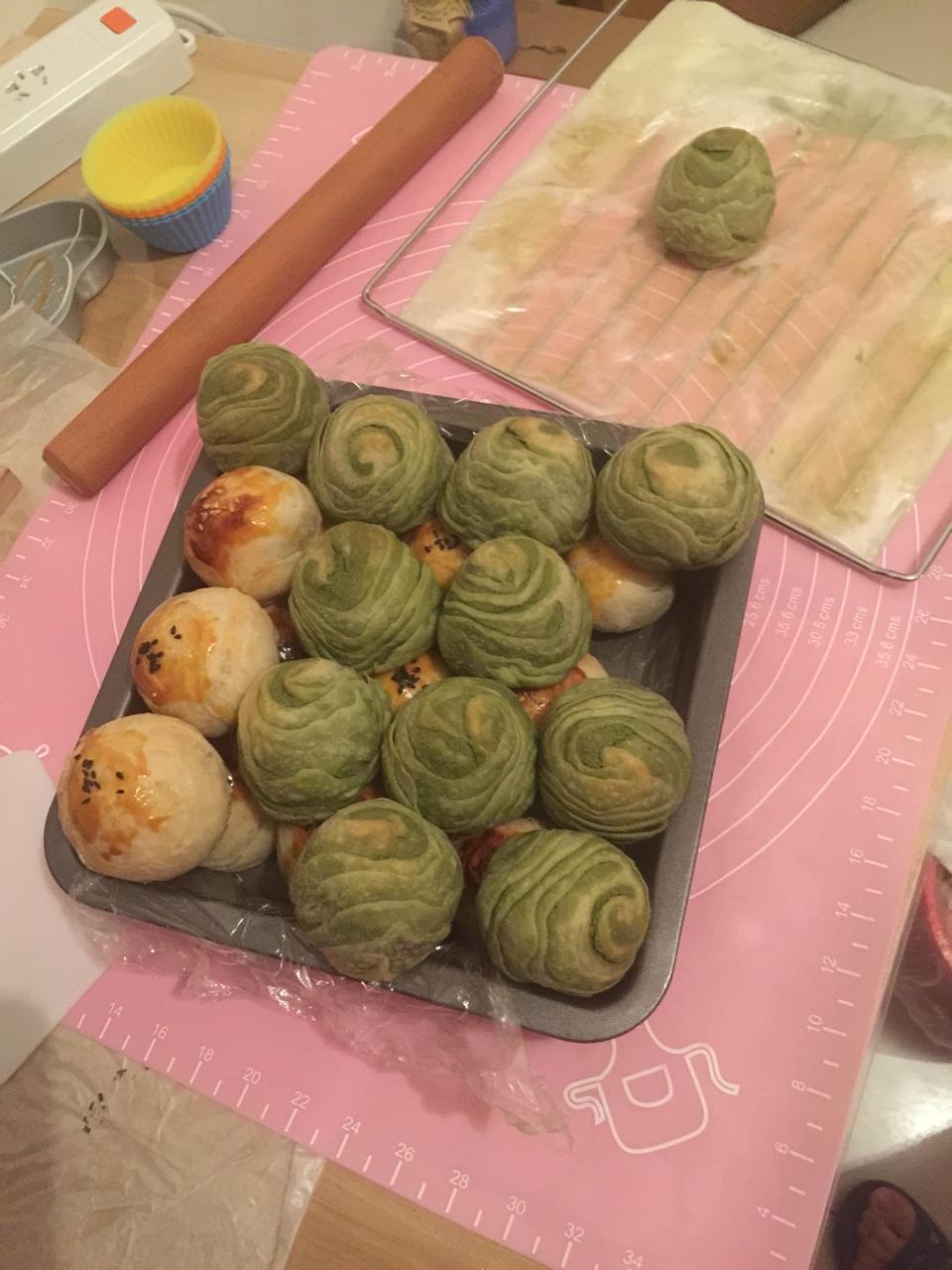 螺旋酥.蛋黄酥.-个人的技巧