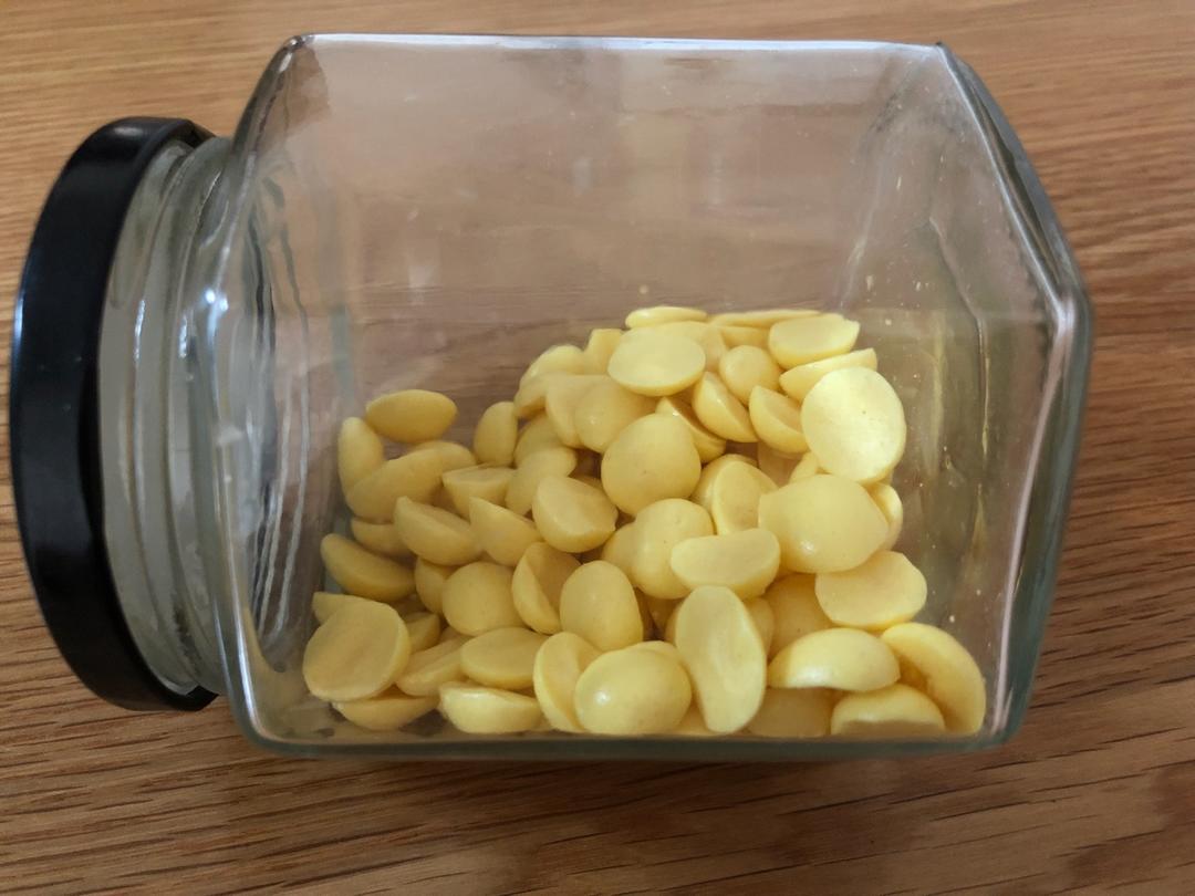 入口即化的无添加蛋黄溶豆