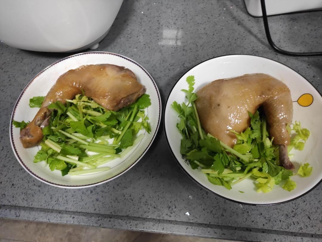 不加一滴水的盐焗手撕鸡