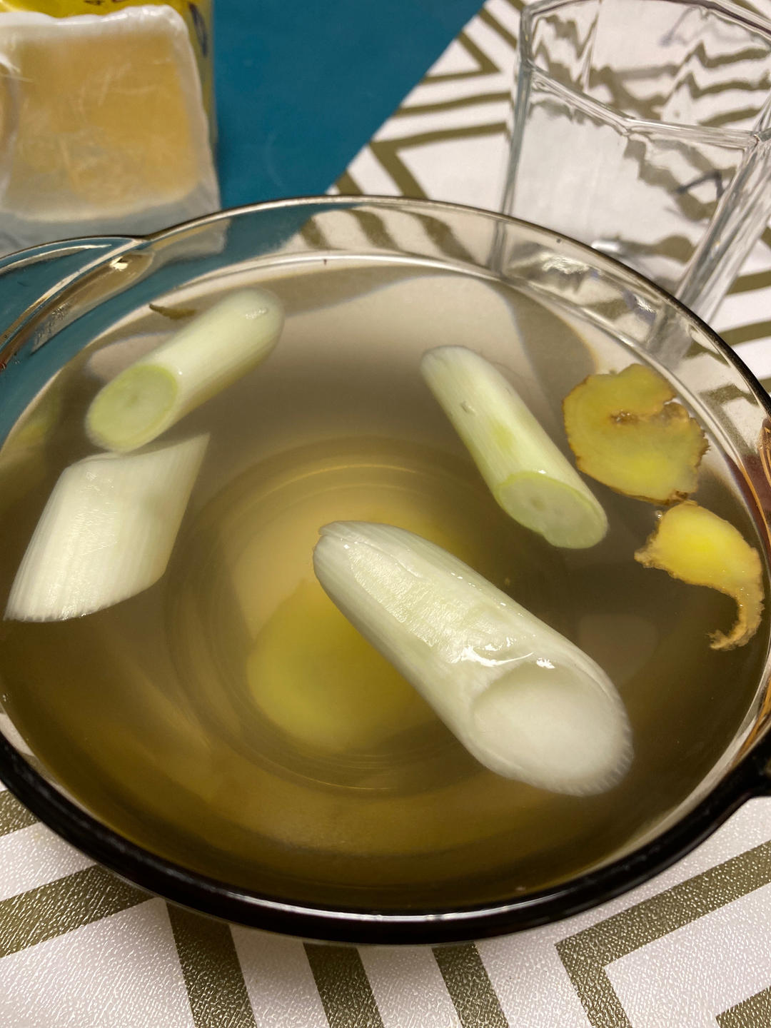 着凉感冒一喝就好 葱白姜汤