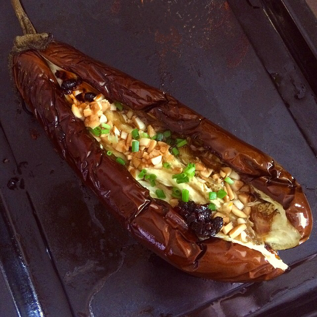 CC招牌菜销魂烤茄子，百吃不厌！