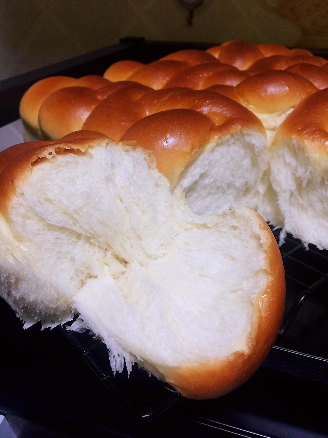 纯奶手撕吐司的做法 步骤1