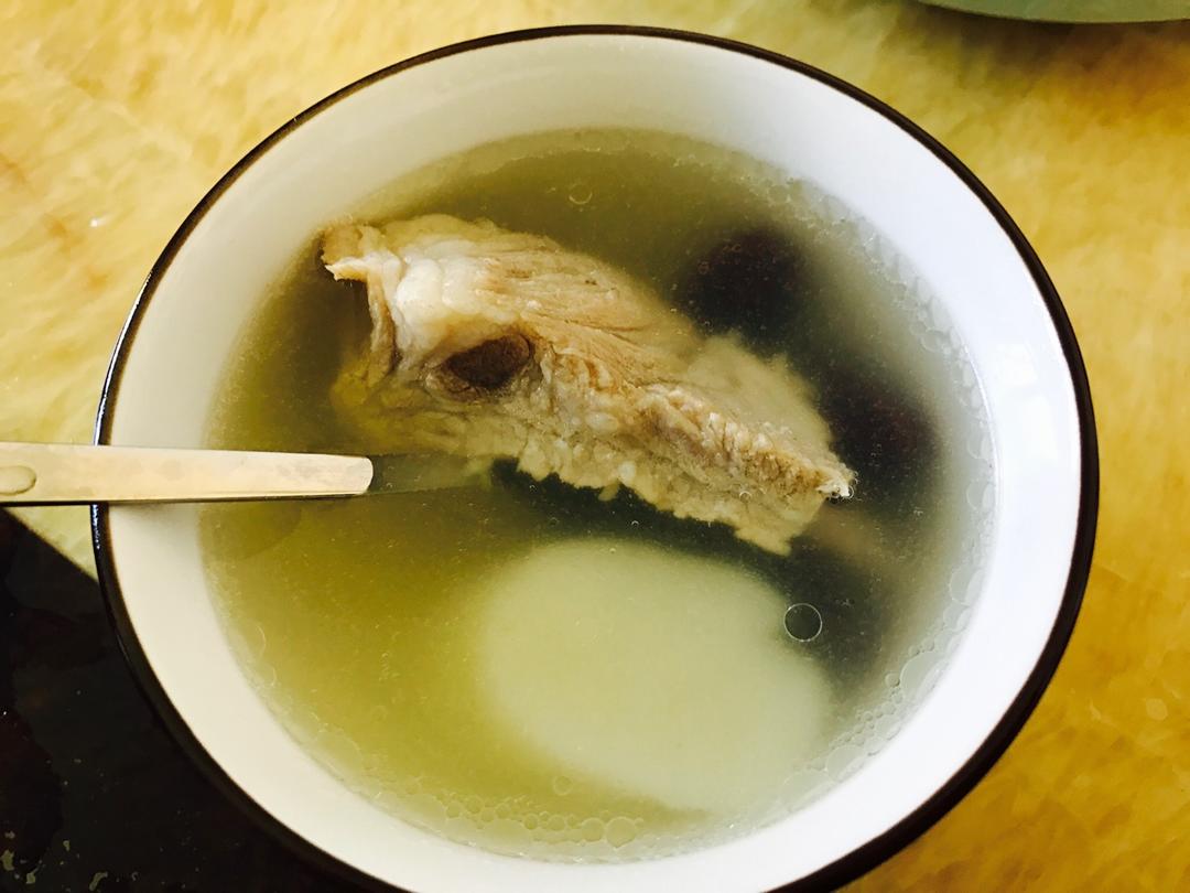 排骨山药汤