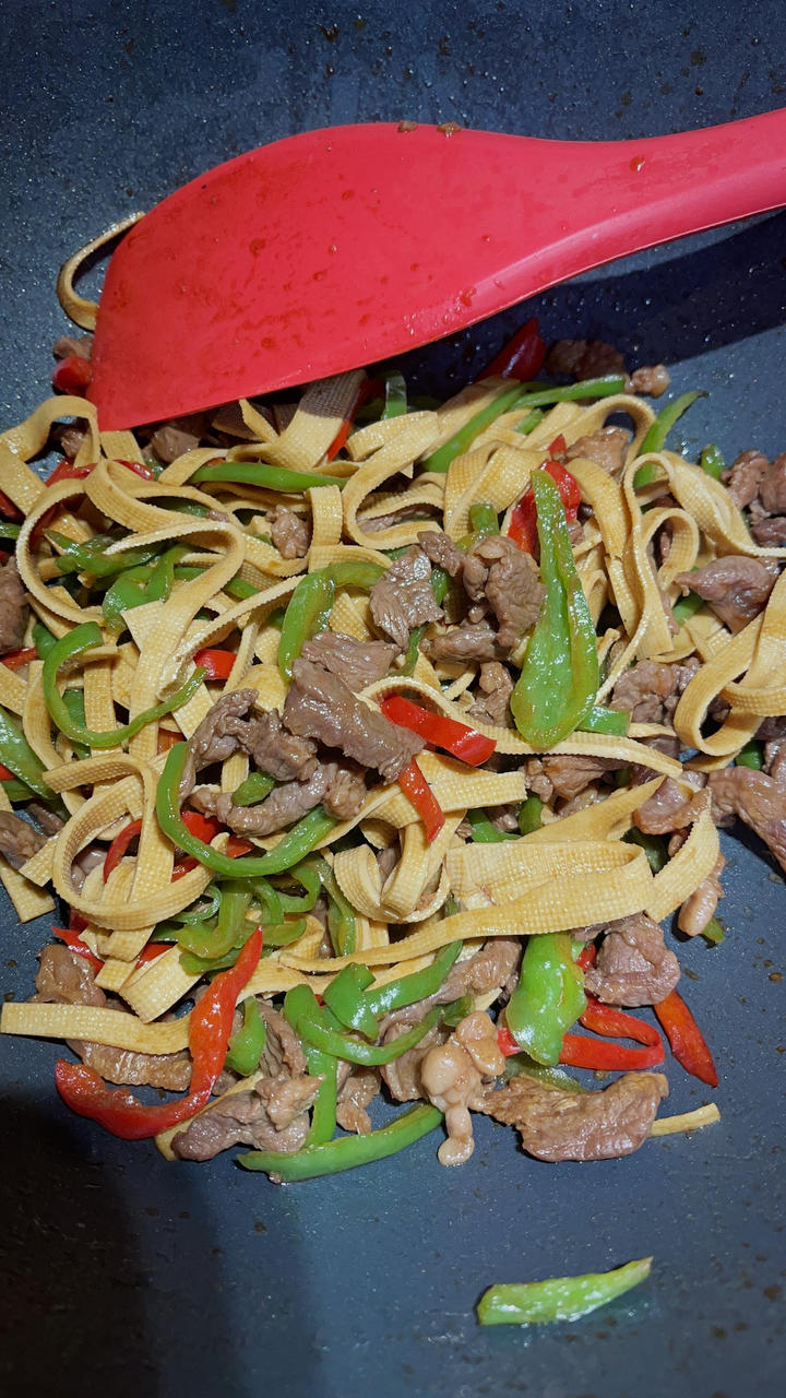 青椒肉丝千张小炒