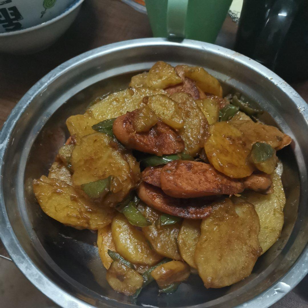 红烧土豆片