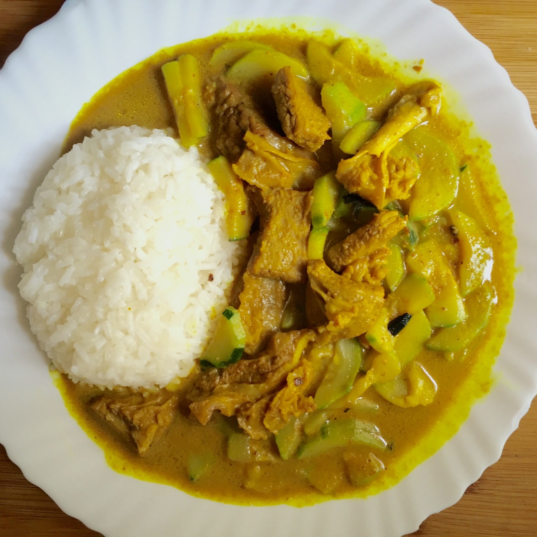 咖喱牛肉饭