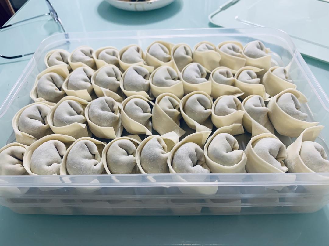 上海荠菜大馄饨