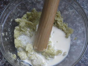 抹茶蒙布朗（用香甜的红薯做也很好吃哦~）的做法 步骤3