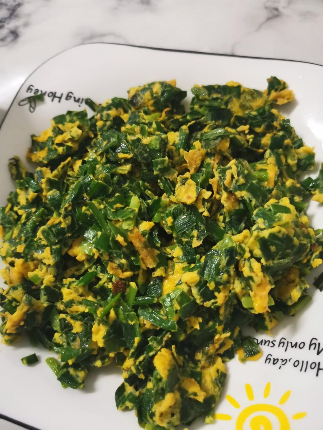 韭菜末炒鸡蛋