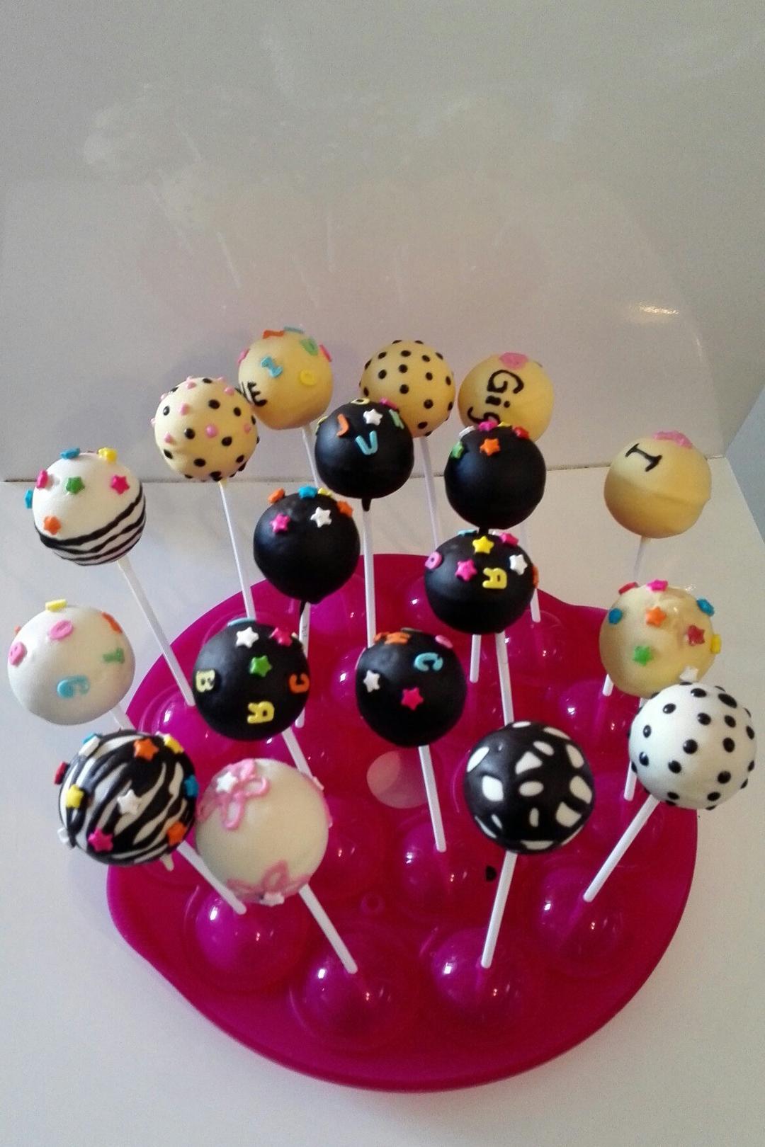 《Tinrry下午茶》教你做棒棒糖蛋糕