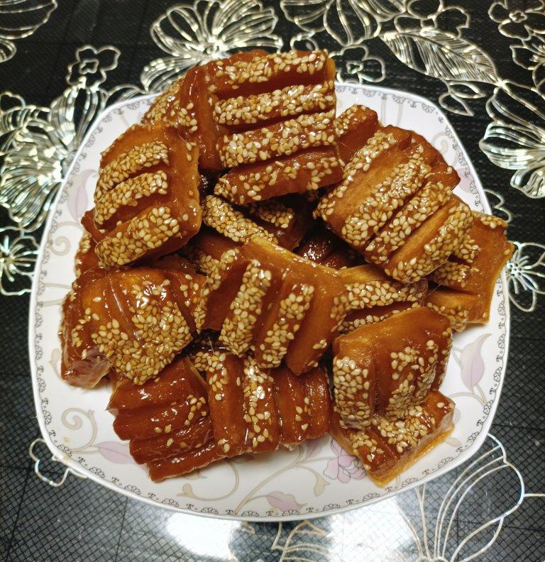 蜜三刀-味道香甜绵软，芝麻香味浓厚