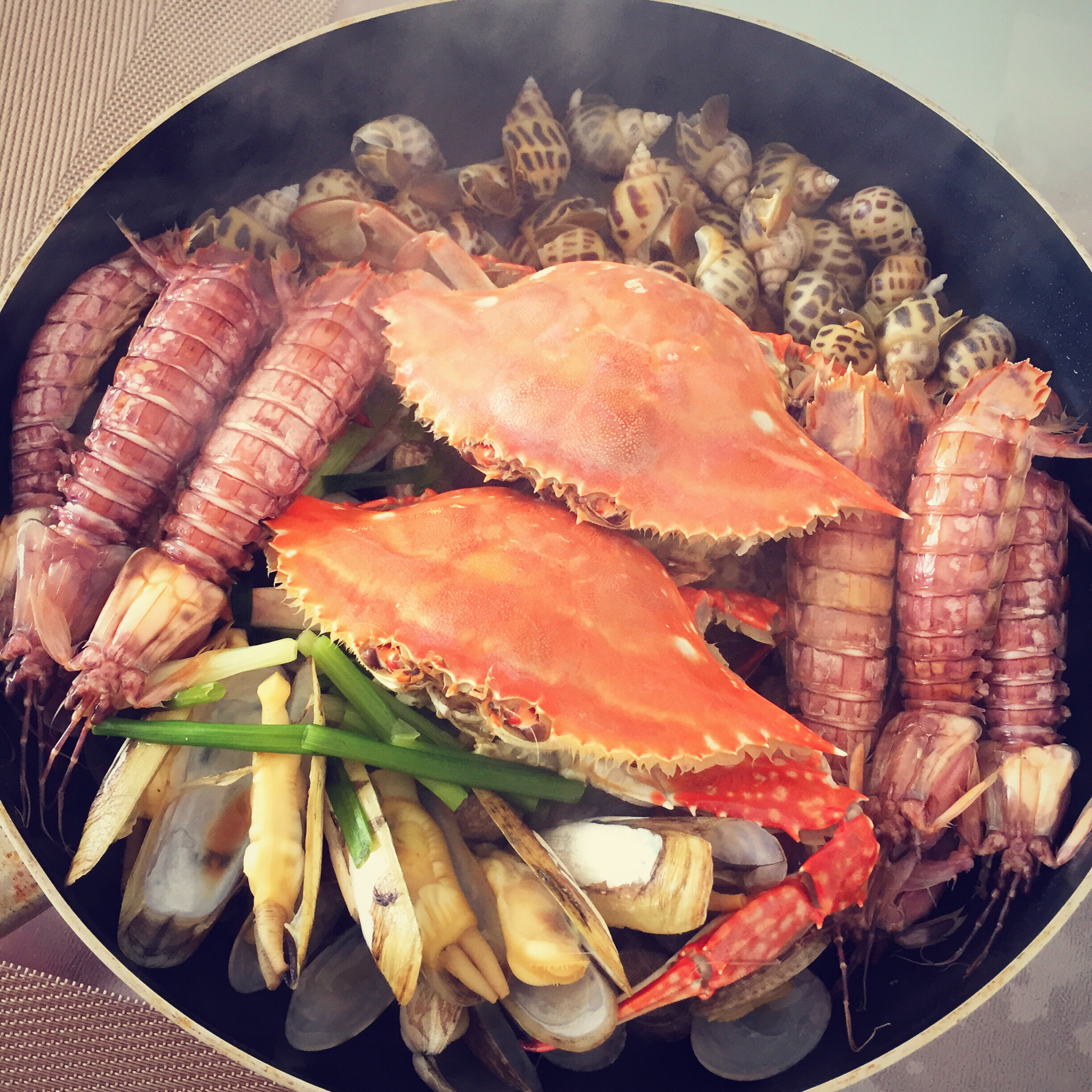 生焗海鲜大杂烩