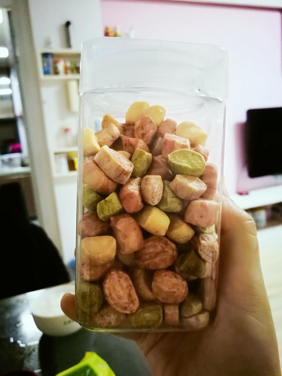 小石头饼干。