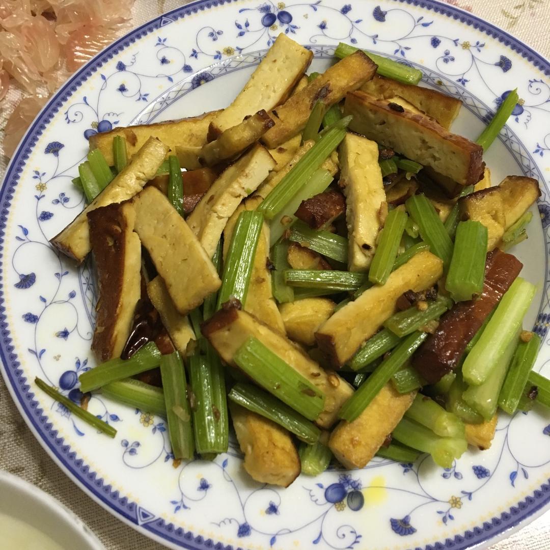 香干芹菜