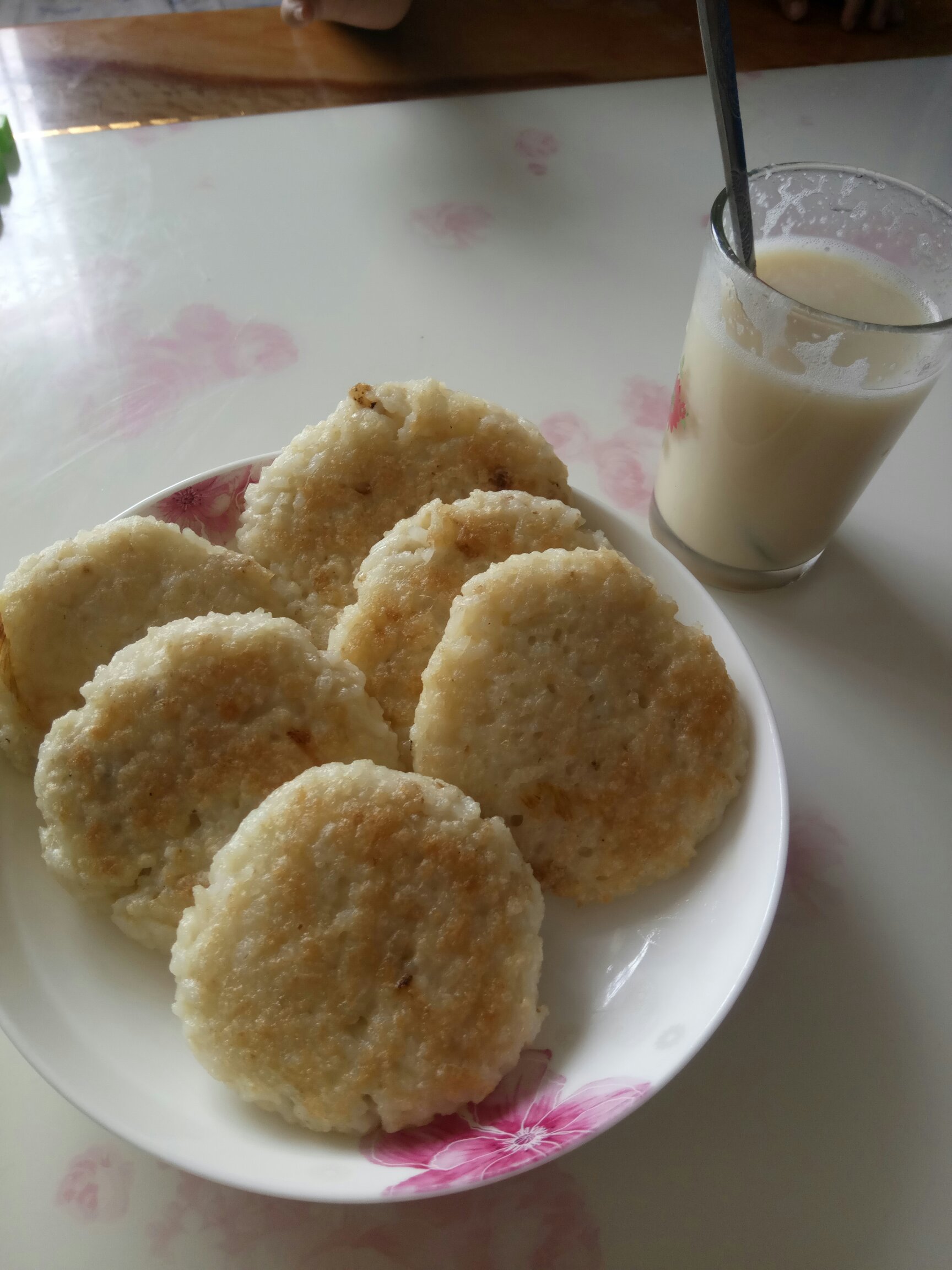 鸡蛋米饭饼