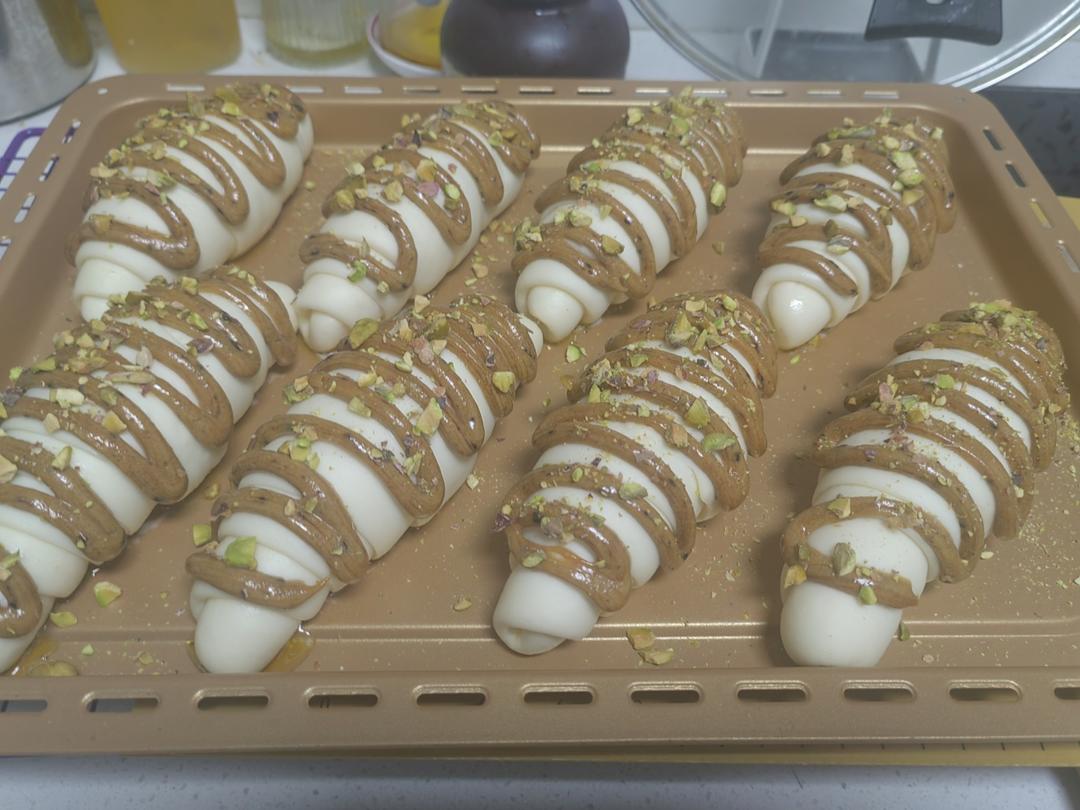 咖啡酥皮盐面包