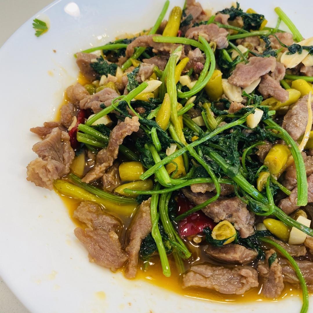野山椒炒牛肉