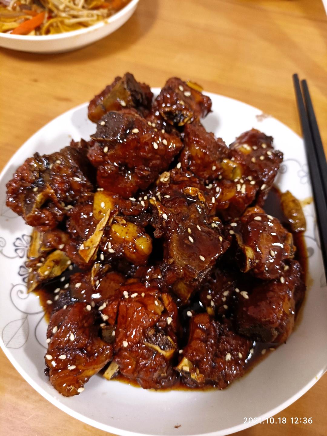 下厨房用户r9v3做的根本停不下来的糖醋排骨