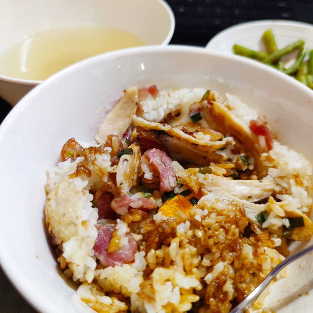 简单美味煲仔饭｜太太乐鲜鸡汁食谱