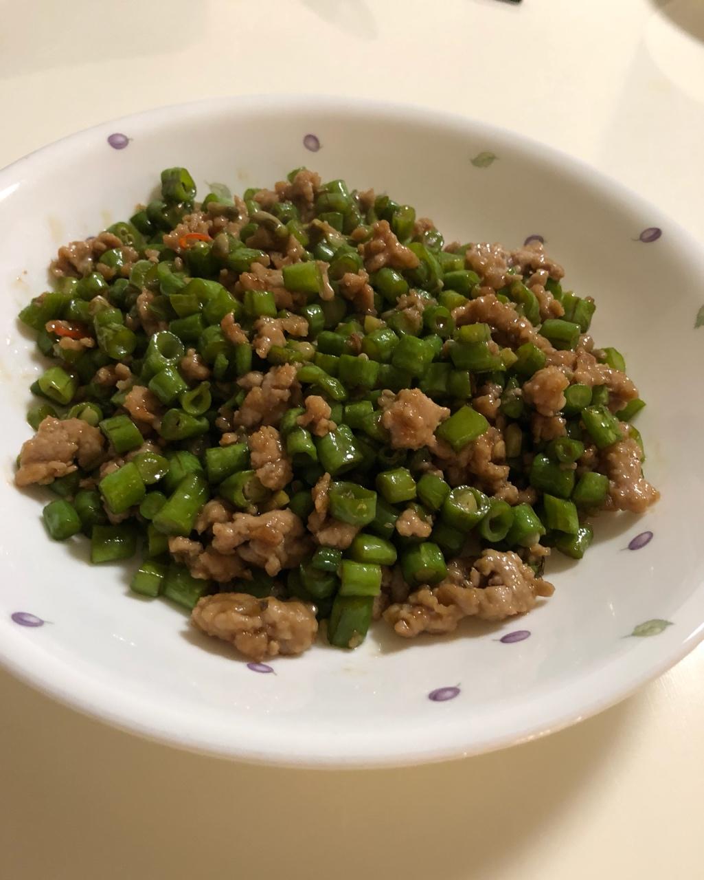 缸豆炒肉末
