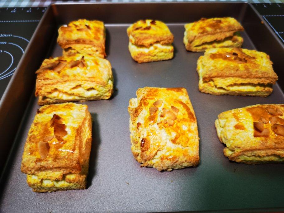 完美裂纹～百分百成功的超好吃奶香司康（禁止搬运）