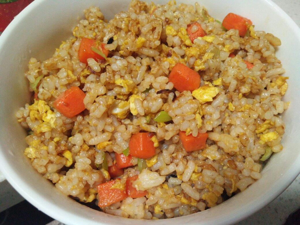 酱油炒饭