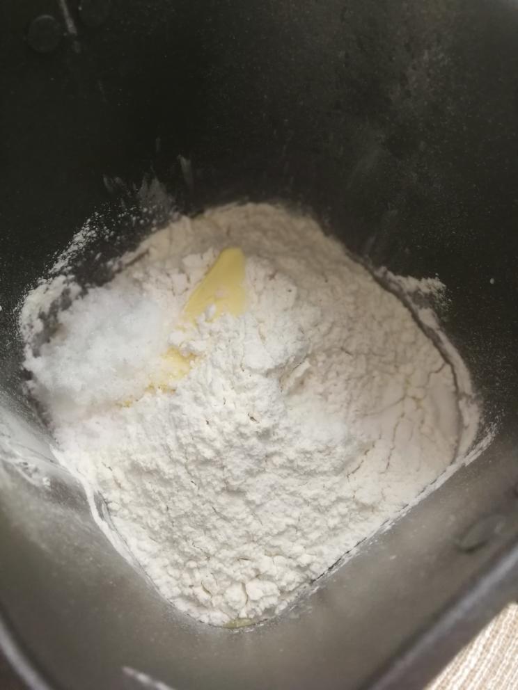 纯奶手撕吐司的做法 步骤1