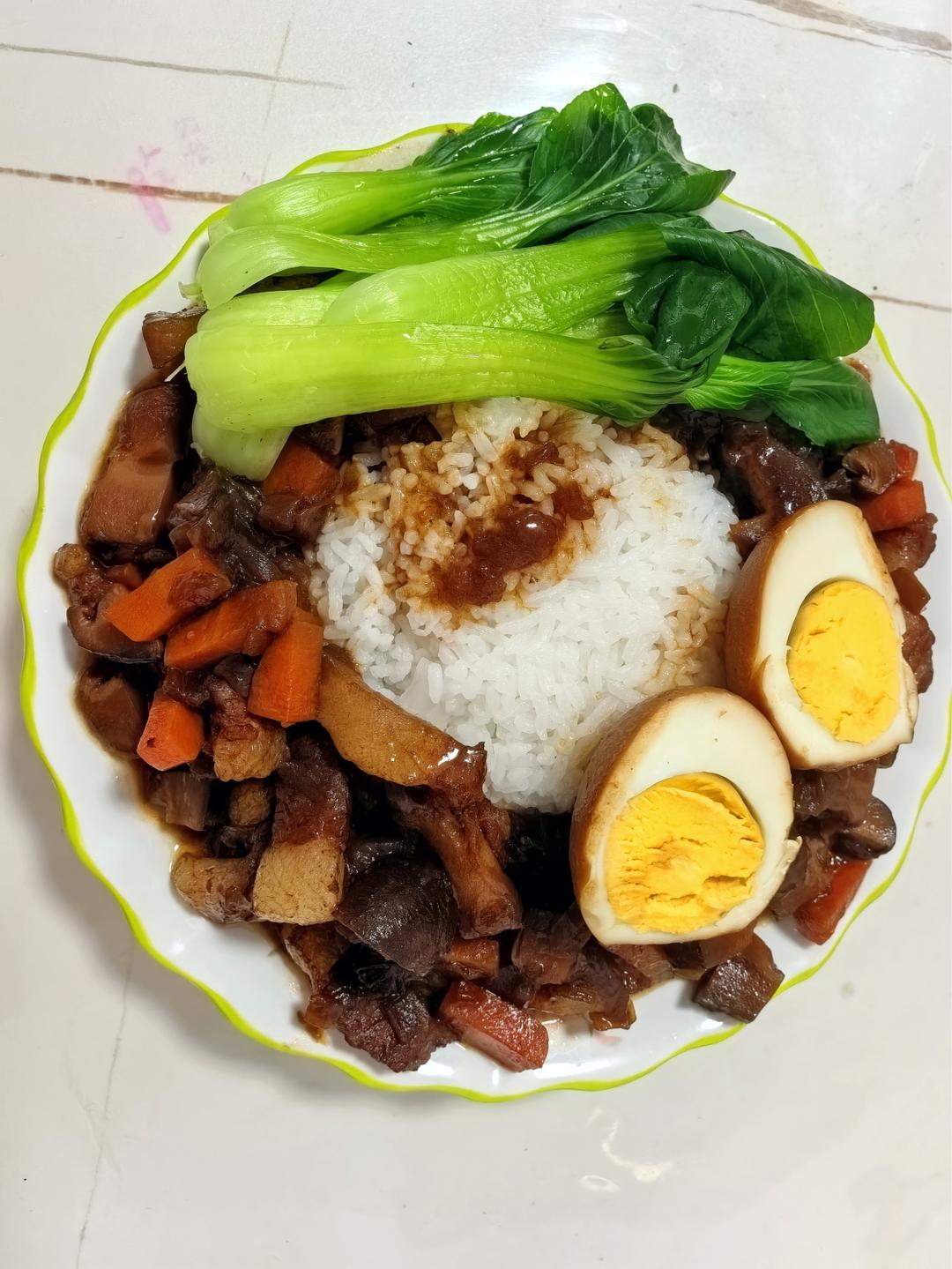 香菇卤肉饭造起来