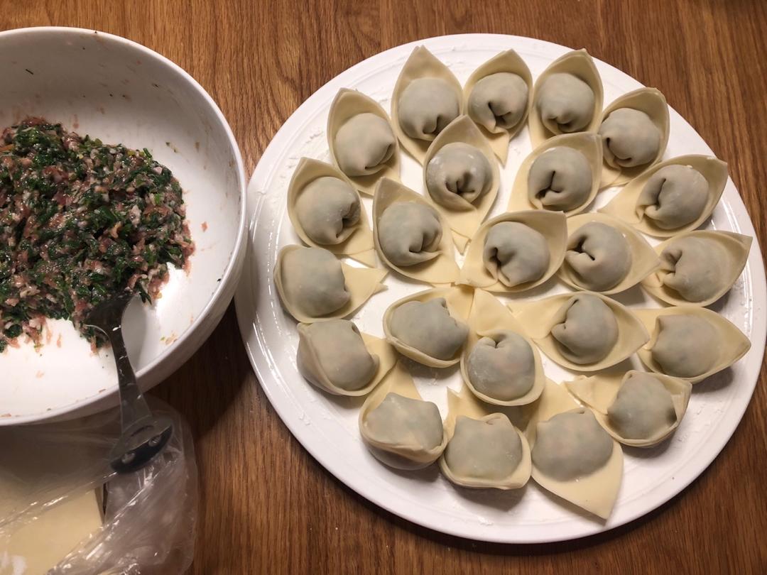 上海荠菜大馄饨
