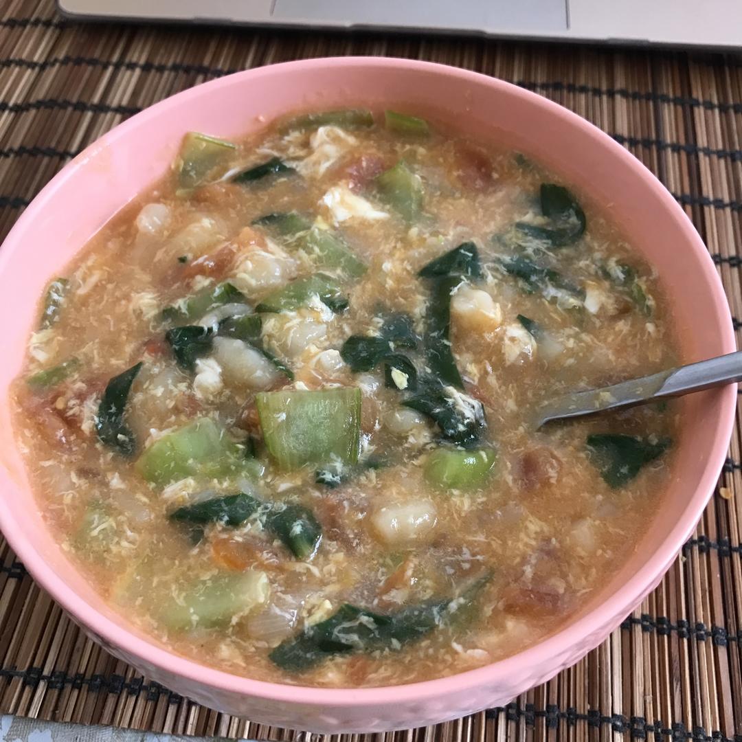 西红柿鸡蛋疙瘩汤
