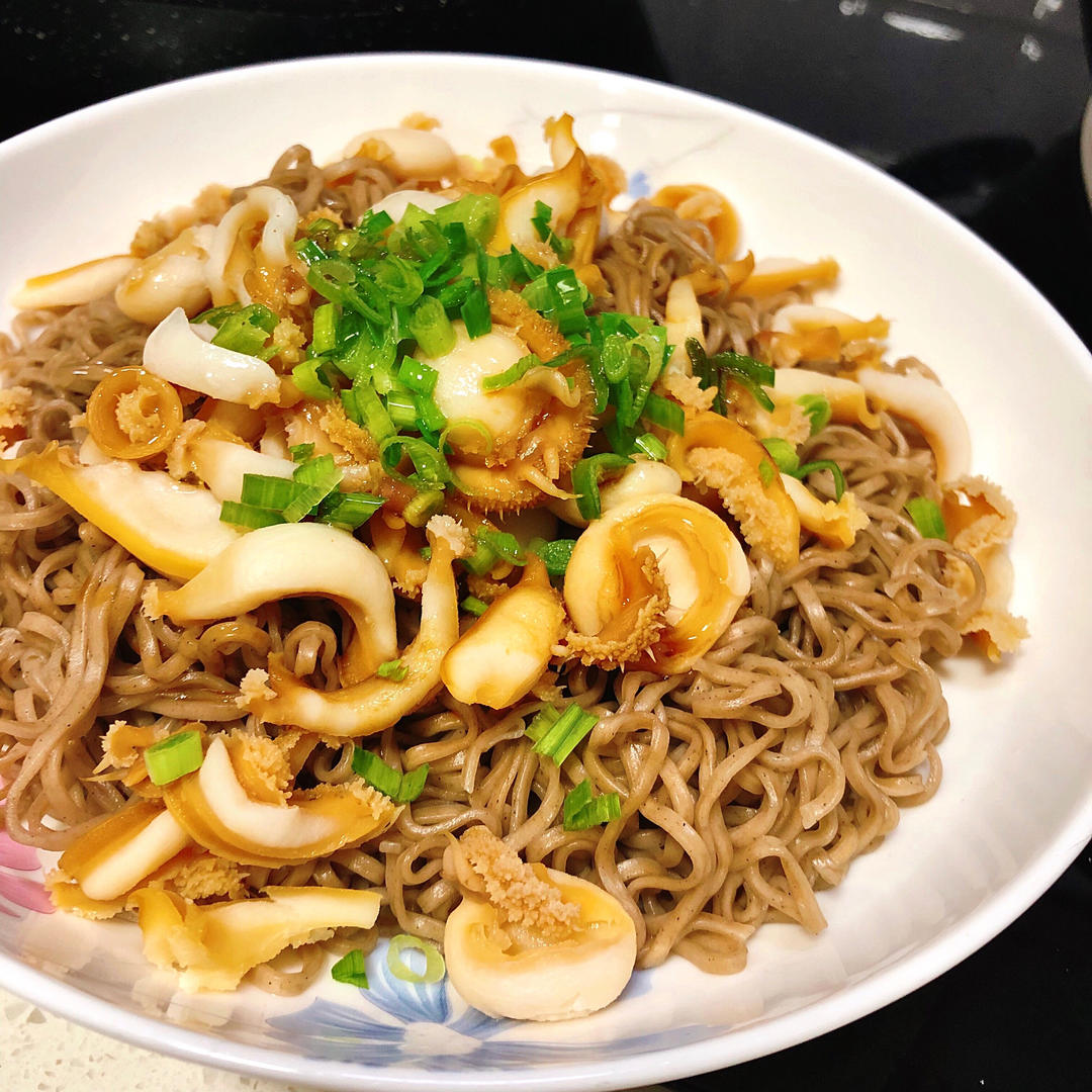 葱油鲍鱼片